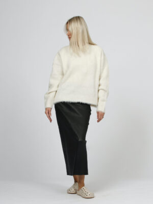 254478-A4215-c-scaled