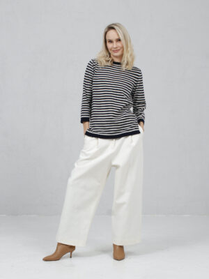 striped-cashmere-scaled